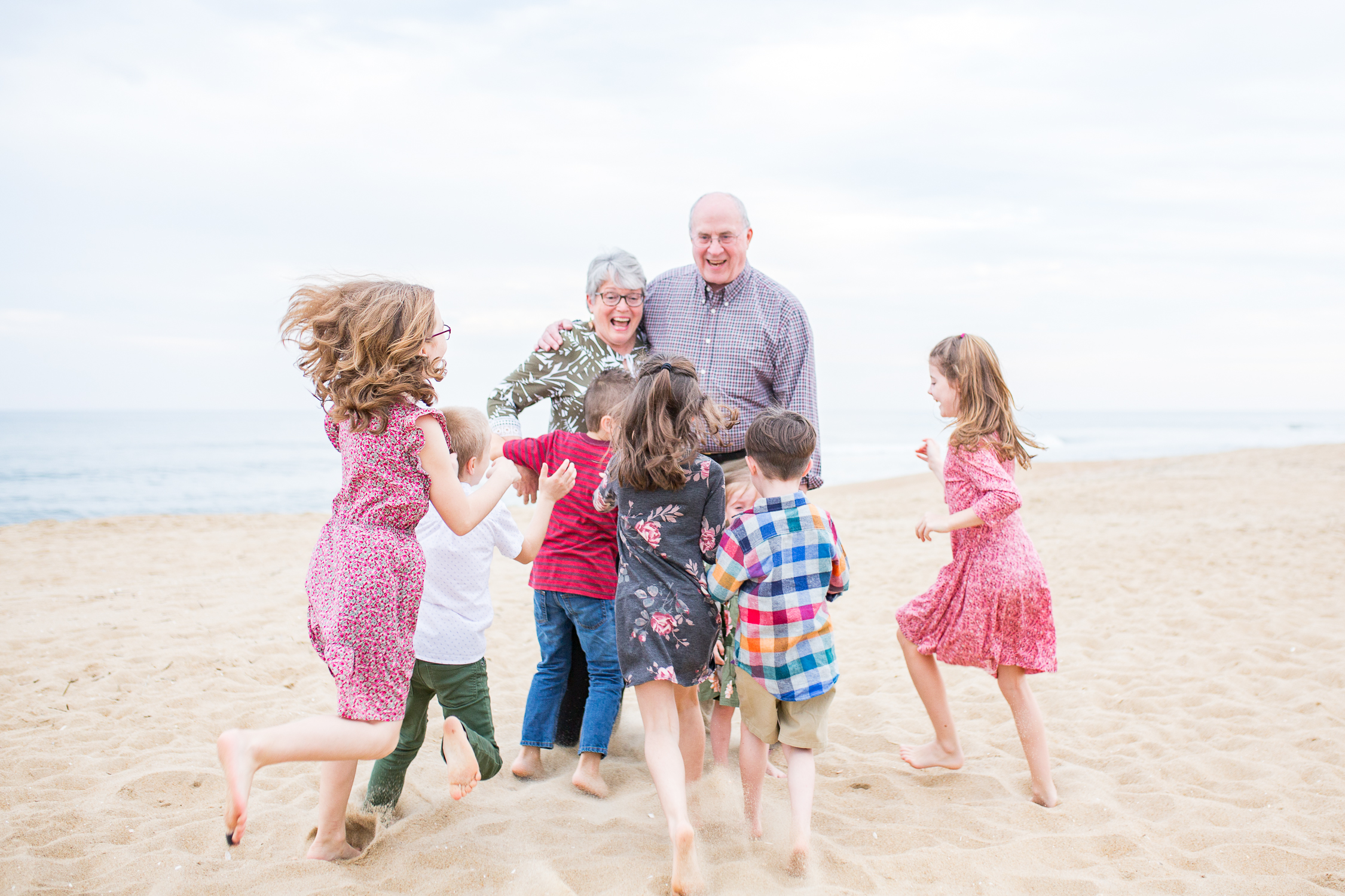 Virginia beach family photographer for extended beach photo sessions by alison bell photographer