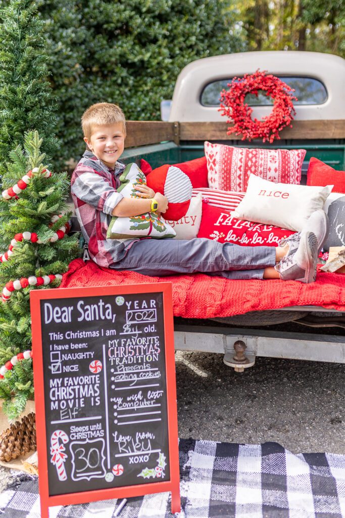 2022 Christmas holiday truck mini photo sessions with a classic chevy truck